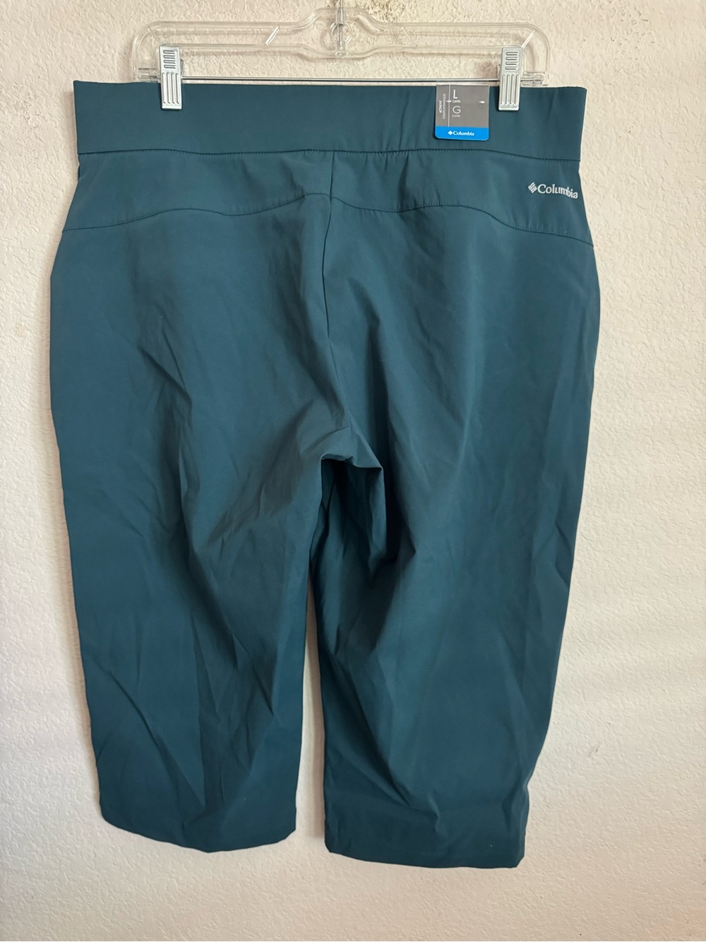 Columbia Women's Capri - Picture 6 of 7